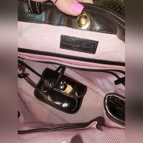 Dooney And Bourke Leather Croc Embossed Chocolate Shoulder Tote Purse Coin Pouch - Picture 14 of 14